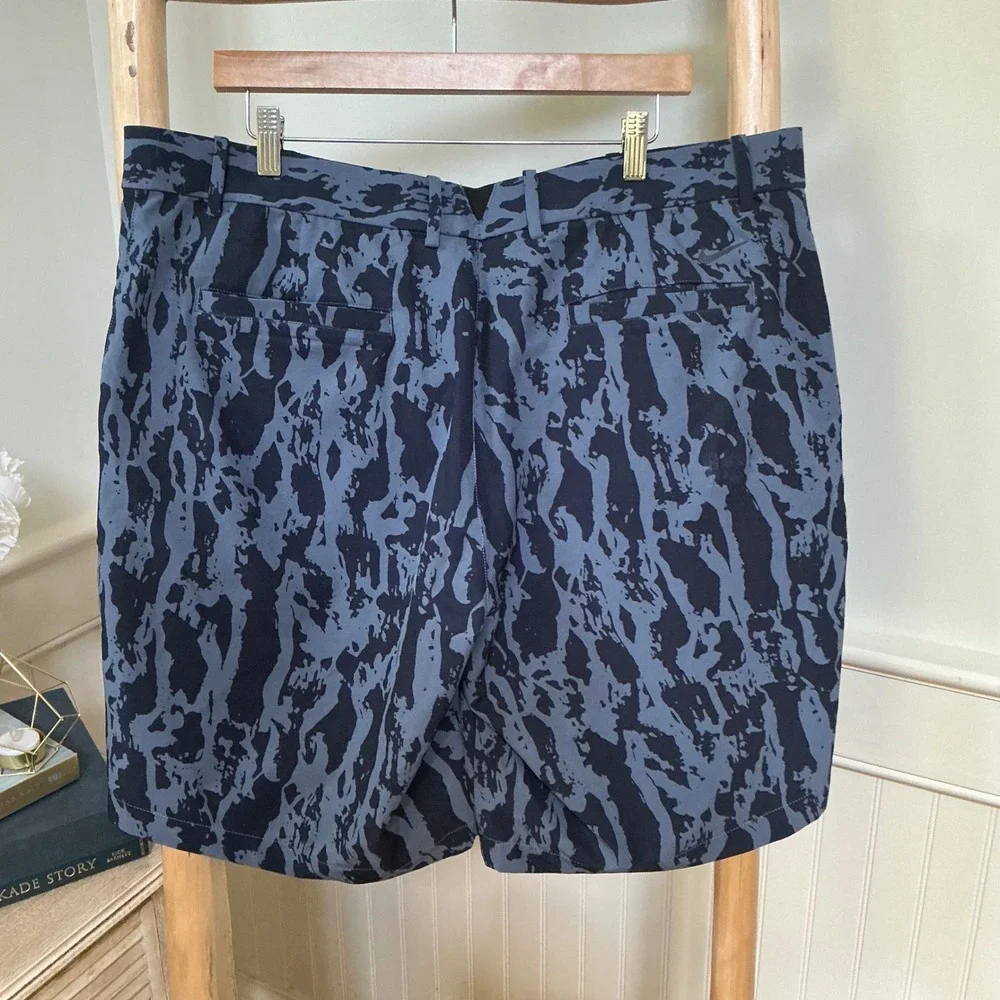 Nike Dri-FIT Golf Shorts Blue Black Abstract Camo Woodgrain Standard Fit 40 Mens